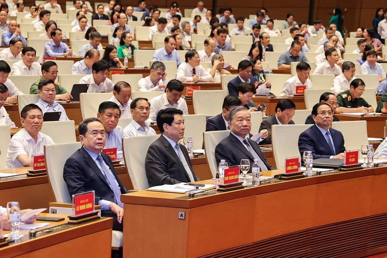 Hội nghị toàn quốc quán triệt, triển khai thực hiện 4 nghị quyết của Bộ Chính trị