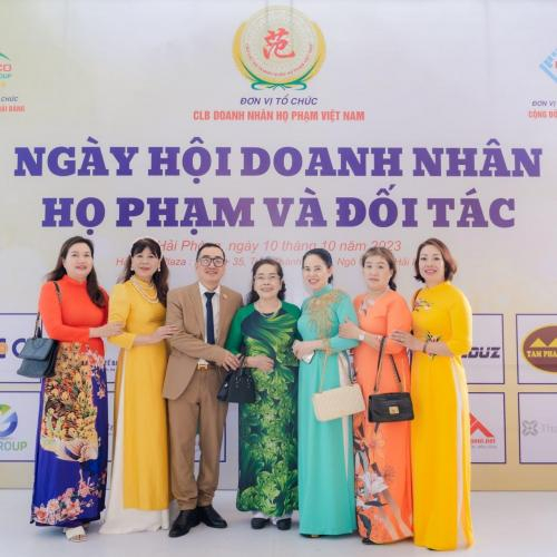 Ngày hội Doanh nhân họ Phạm Việt Nam và các đối tác