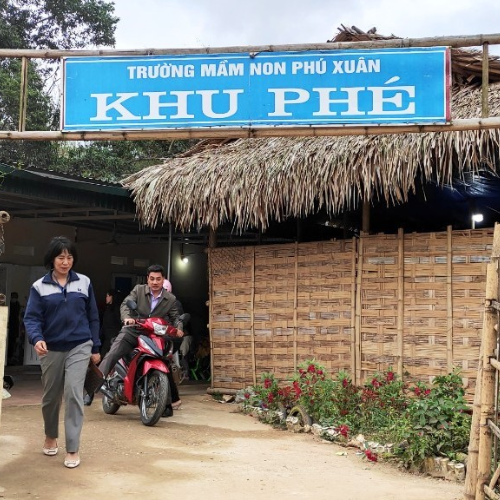 Nỗ lực ở lớp học mầm non trong gió lùa