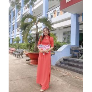 Nguyễn Thị Cẩm Hà