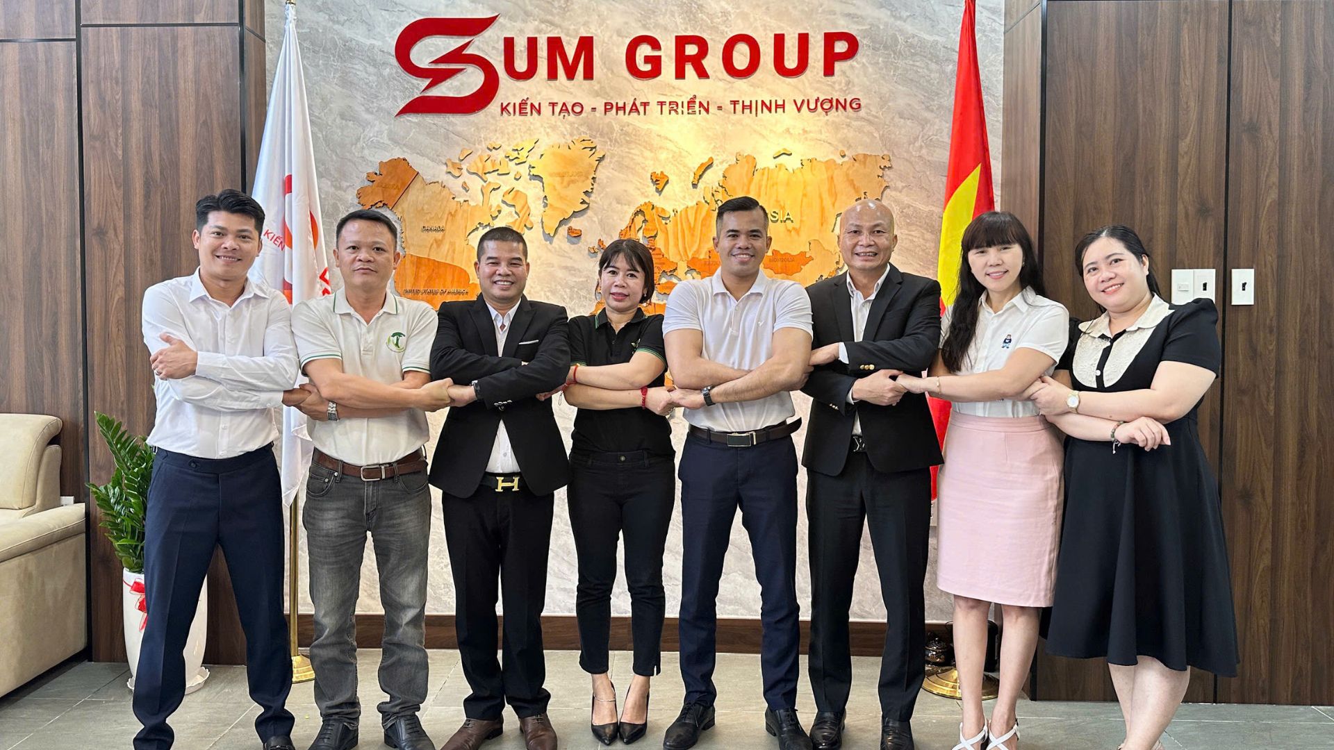 Eduz Đồng Hành Cùng Sum Group Và Eco Gardens