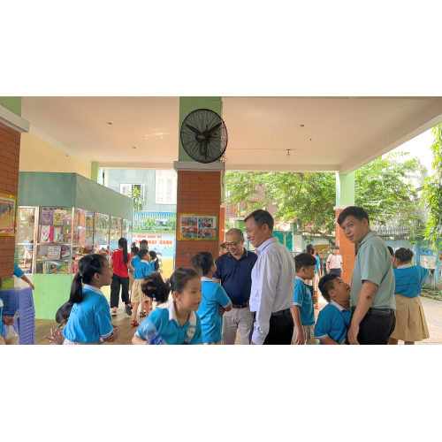 Ngôi trường nhỏ mang hơi thở yêu thương