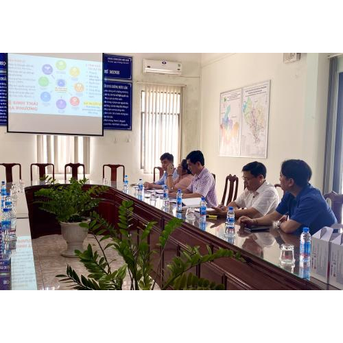 Tại Xã Phú Giáo