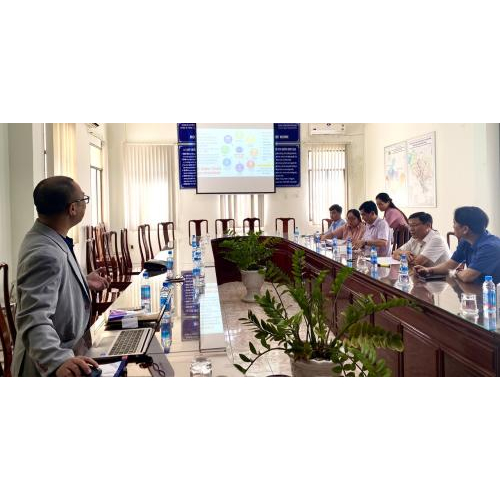 Tại Xã Phú Giáo